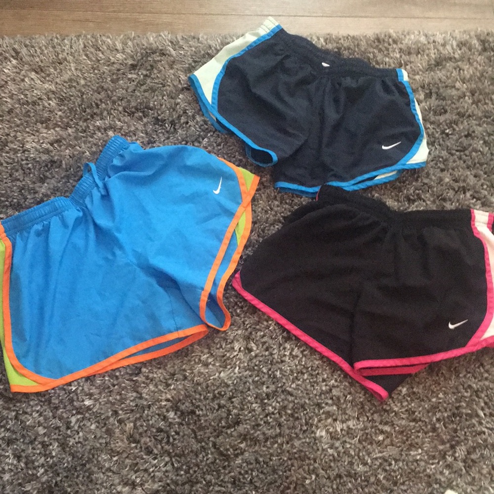 3 pairs of Nike shorts